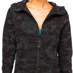 Swiftly Tech Sweatshirt